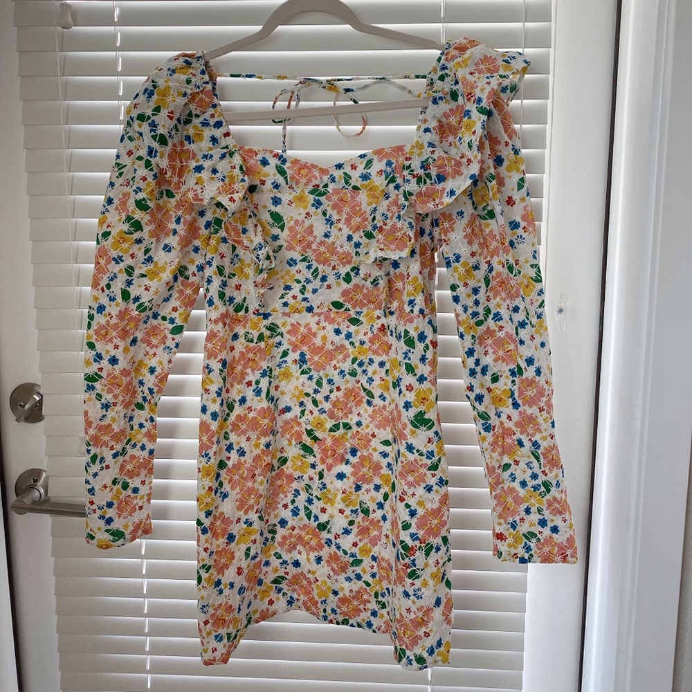 Butterfly Sleeve Square-Cut Collar A-Line Dresses